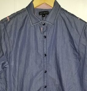 Casual Denim Shirt w/ cool undertone color